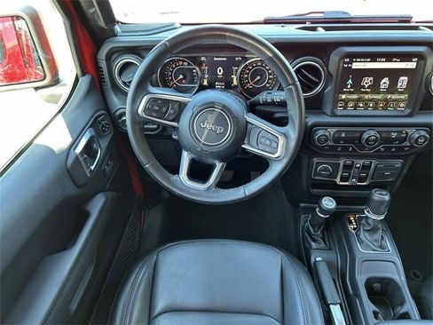 Used 2021 Jeep Wrangler Unlimited Sahara image 10