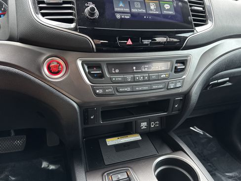 Used 2021 Honda Pilot Special Edition image 27