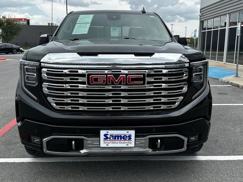Used 2024 GMC Sierra 1500 Denali w/ Technology Package AWD/4WD image 5