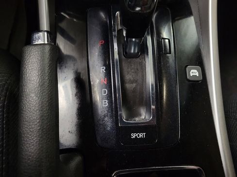 Used 2017 Honda Accord Hybrid Sedan image 15