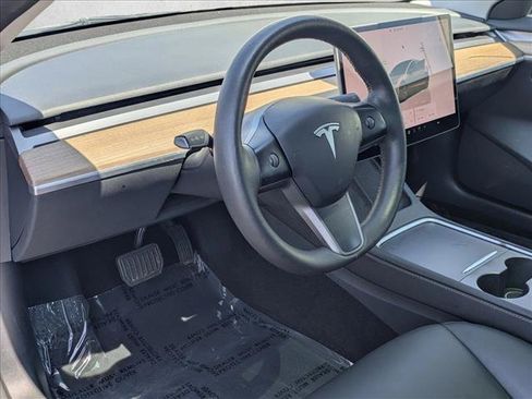 Used 2023 Tesla Model 3 Standard Range RWD image 10