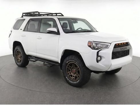 Used 2019 Toyota 4Runner SR5 Premium AWD/4WD image 1