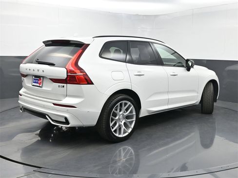 Used 2025 Volvo XC60 B5 Ultra w/ Protection Package Premier image 22