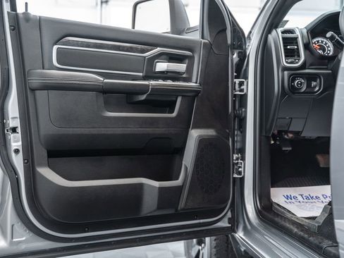 Used 2024 RAM 2500 Big Horn w/ Night Edition AWD/4WD image 41