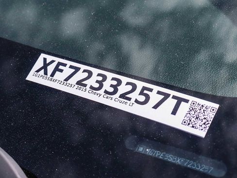 Used 2015 Chevrolet Cruze LT image 8