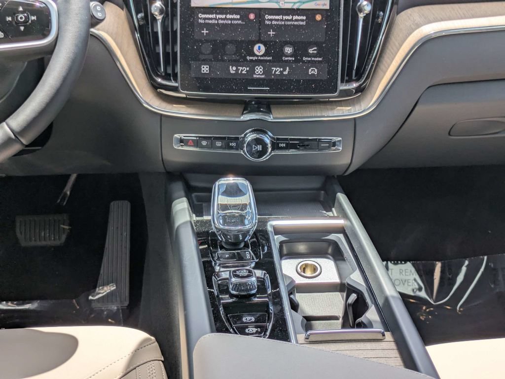 Used 2026 Volvo XC60 B5 Plus w/ Protection Package Premier AWD/4WD image 20