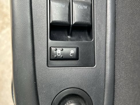 Used 2013 Dodge Challenger SXT w/ Super Sport Group image 17