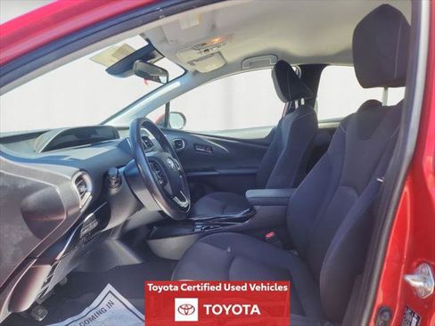 Certified 2022 Toyota Prius Prime LE FWD image 11