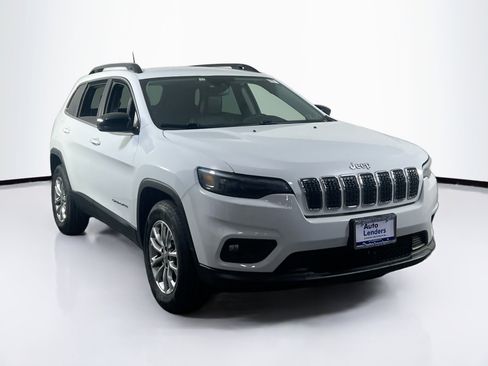 Used 2022 Jeep Cherokee Latitude Lux AWD/4WD image 3