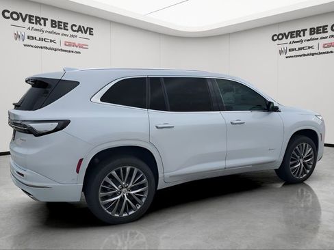 New 2026 Buick Enclave Avenir w/ Super Cruise Package image 10