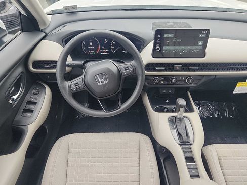 Certified 2026 Honda HR-V LX image 11