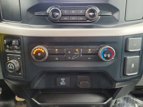 Used 2023 Ford F150 XL w/ Trailer Tow Package image 11