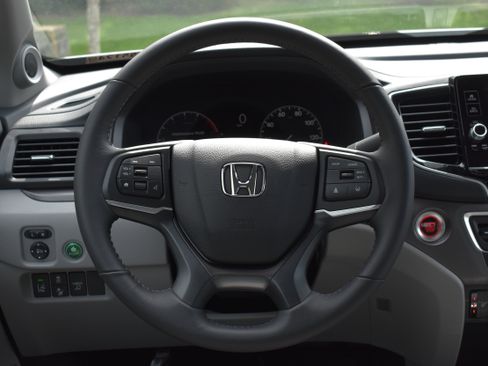 New 2026 Honda Ridgeline RTL image 17