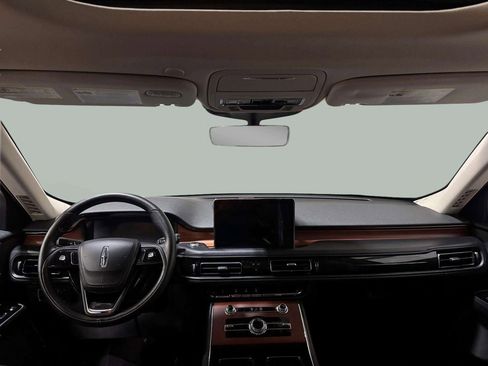 Certified 2020 Lincoln Aviator Reserve w/ Equipment Group 201A image 20