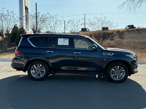 Used 2019 INFINITI QX80 Luxe image 6