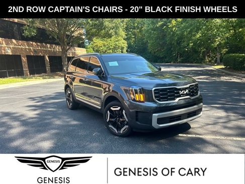 Used 2024 Kia Telluride S FWD image 1