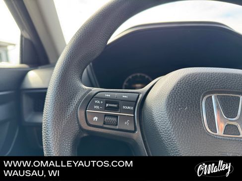 Used 2024 Honda CR-V LX image 16