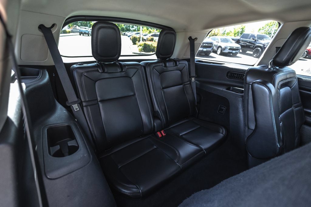 Used 2020 Lincoln Aviator Reserve w/ Equipment Group 202A AWD/4WD image 35