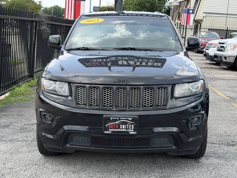 Used 2015 Jeep Grand Cherokee Altitude RWD image 2