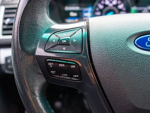 Used 2017 Ford Explorer XLT w/ Equipment Group 202A image 20