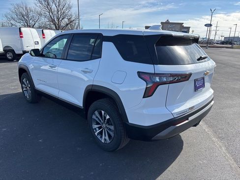 New 2026 Chevrolet Equinox LT image 5