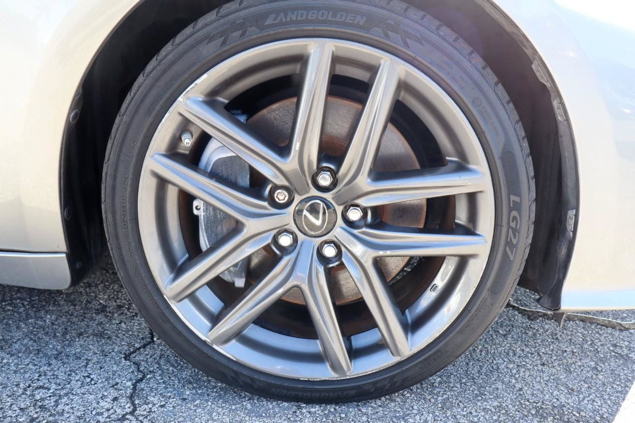 Used 2016 Lexus IS 200t w/ F Sport Package RWD image 32