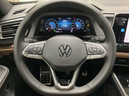 New 2026 Volkswagen Atlas Cross Sport SEL R-Line AWD/4WD image 15