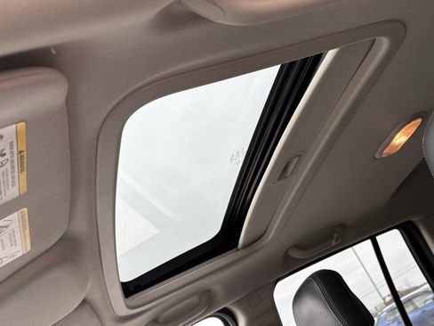 Used 2014 Jeep Compass Latitude w/ Sun/Sound Group image 13