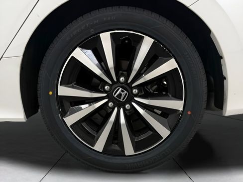 Used 2022 Honda Civic EX image 30