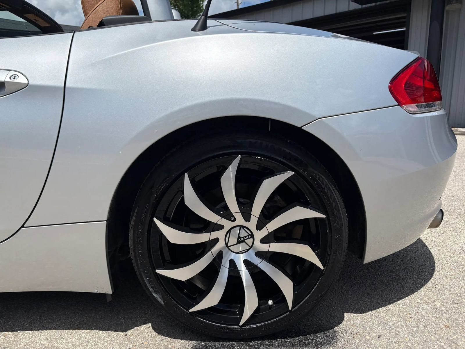 Used 2012 BMW Z4 sDrive28i w/ Sport Pkg RWD image 33