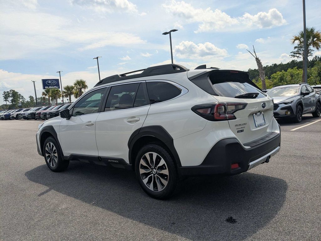 Certified 2025 Subaru Outback Limited AWD/4WD image 9