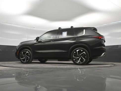 Used 2023 Mitsubishi Outlander SEL AWD/4WD image 35