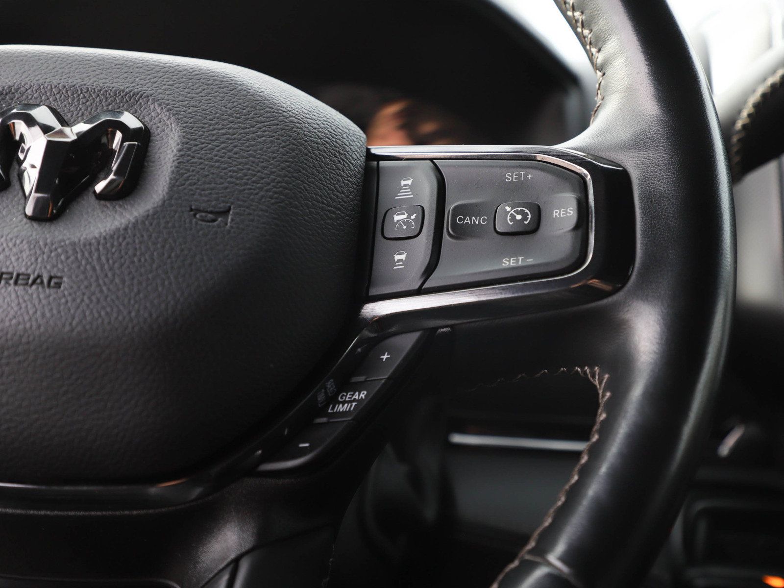 Used 2023 RAM 2500 Limited w/ Night Edition AWD/4WD image 29