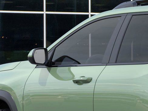 New 2026 Chevrolet Equinox ACTIV image 12