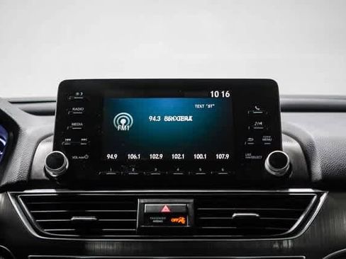 Used 2019 Honda Accord LX image 14