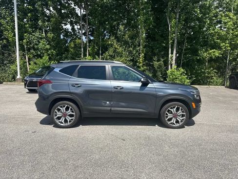 Used 2021 Kia Seltos S AWD/4WD image 5