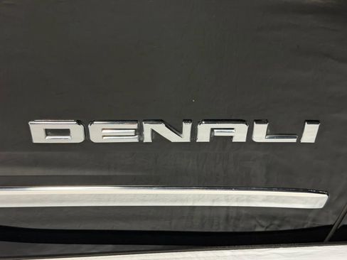 Used 2015 GMC Yukon Denali w/ Open Road Package AWD/4WD image 11