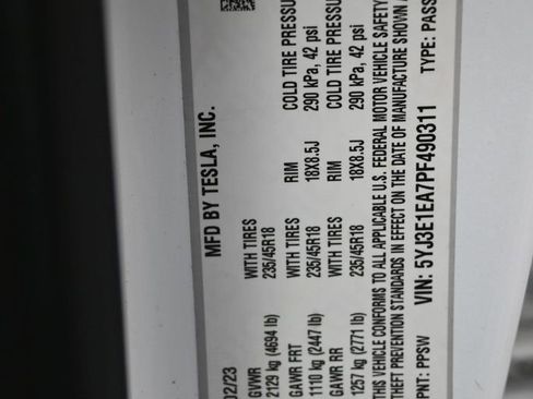 Used 2023 Tesla Model 3 Standard Range RWD image 11