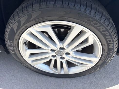 Used 2019 Audi Q5 2.0T Premium Plus AWD/4WD image 5