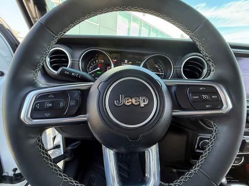 Used 2023 Jeep Wrangler Unlimited Sahara w/ Cold Weather Group AWD/4WD image 14