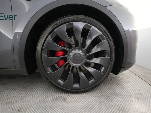 Used 2022 Tesla Model Y Performance AWD/4WD image 19