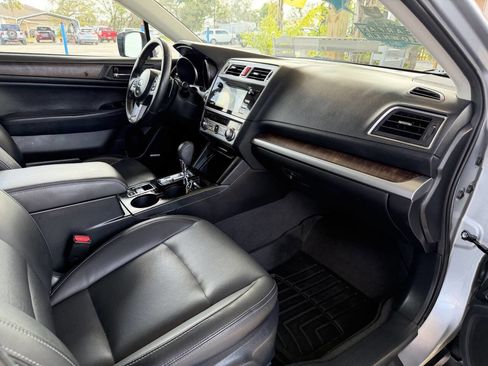 Used 2016 Subaru Outback 2.5i Limited image 22
