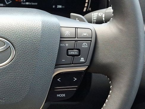 Used 2026 Toyota Camry SE w/ Convenience Package FWD image 27