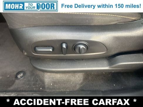 Used 2018 Chevrolet Traverse LT image 13