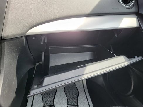 Used 2013 MAZDA MAZDA3 i Sport image 20