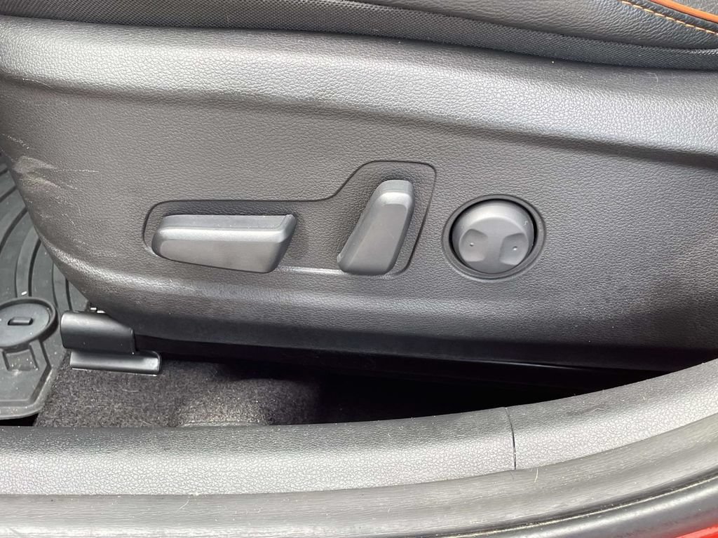 Used 2020 Hyundai Kona Limited FWD image 7