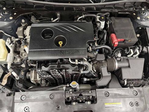 Used 2019 Nissan Altima 2.5 SV FWD image 11