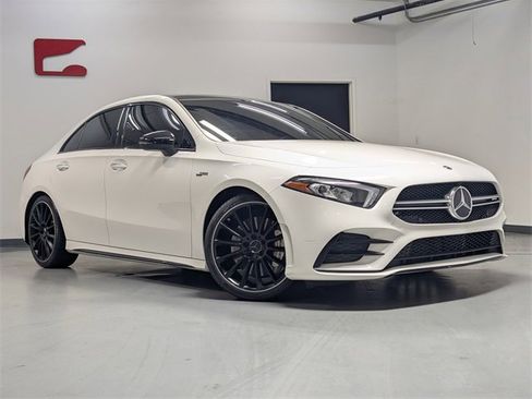 Used 2021 Mercedes-Benz A 35 AMG 4MATIC image 2