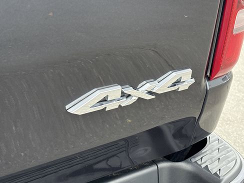 Used 2019 RAM 1500 Limited image 34