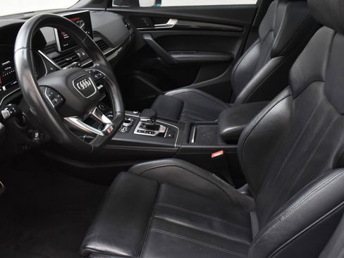 Used 2019 Audi SQ5 Prestige w/ Prestige Package image 19